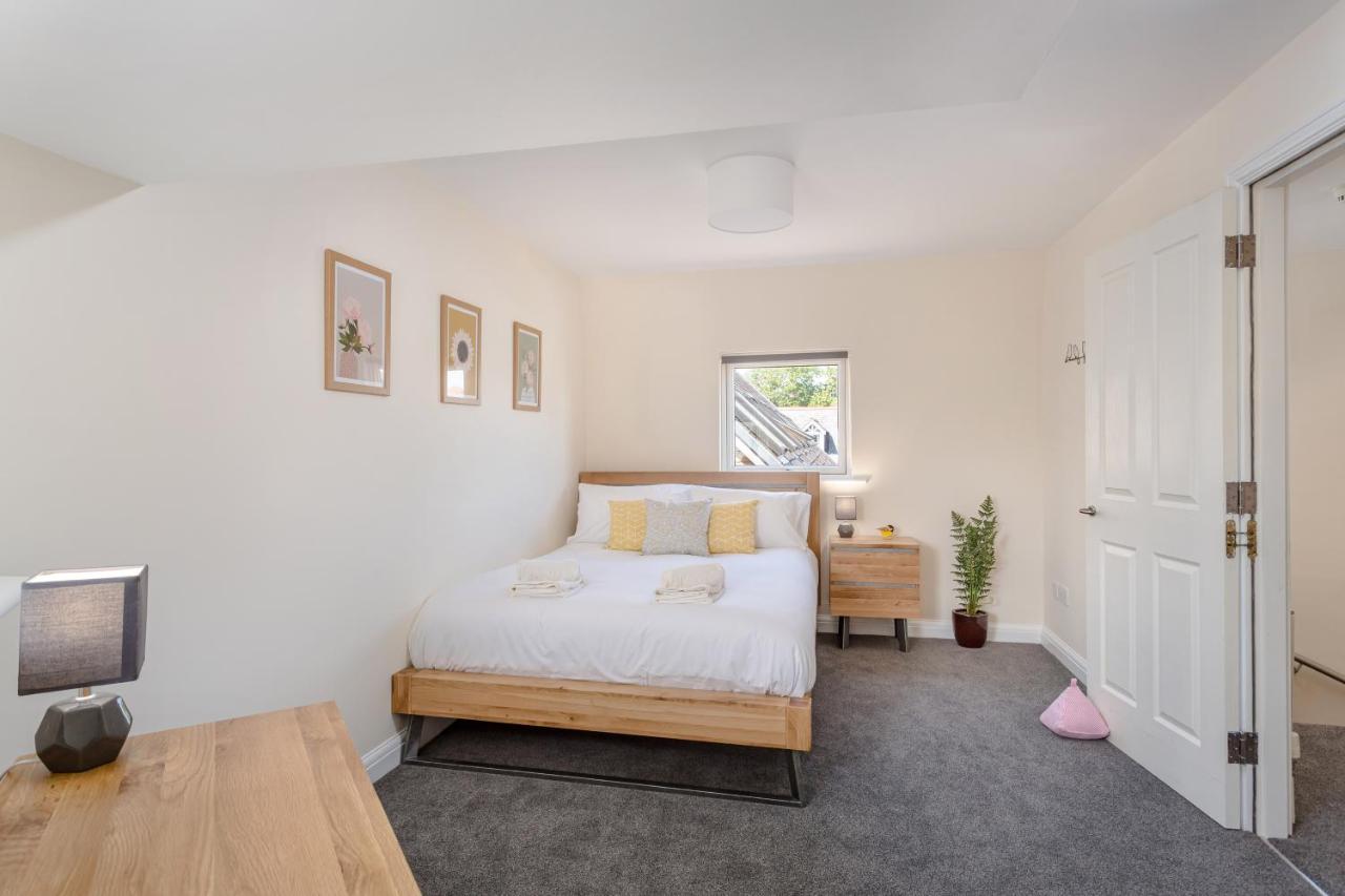 2 Bedroom City Centre Townhouse - With Parking CBG Extérieur photo